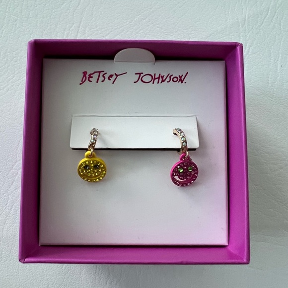 Betsey Johnson Smiley Huggie Earrings - Picture 3 of 4